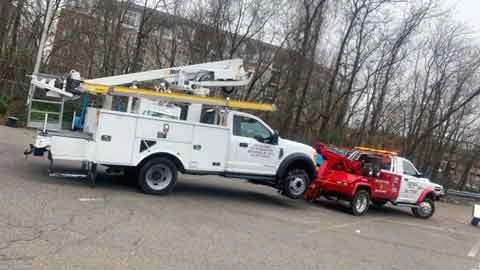 Truck Towing Brookfield, CT